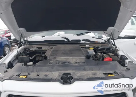 2023 Ram 1500 Laramie 4X4 5'7 Box from USA, damaged, VIN 1C6SRFJT4PN537193